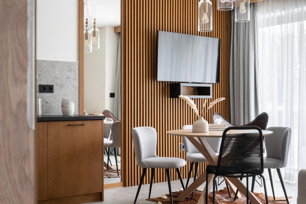 Luna Apartzakop